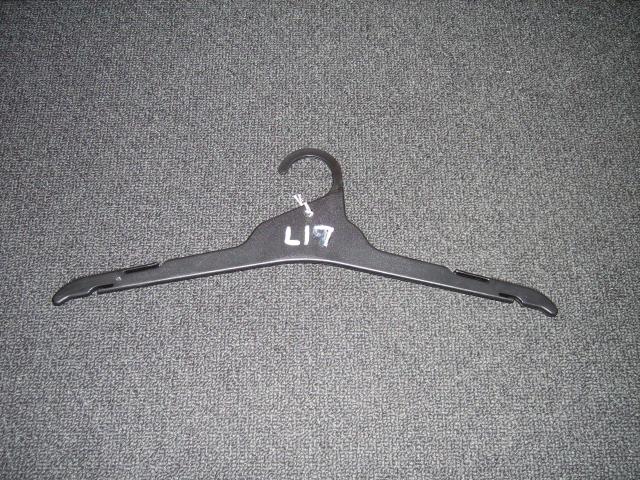 Coathanger L17 SHIRT BLACK