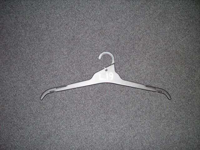 Coathanger L19 SHIRT BLACK